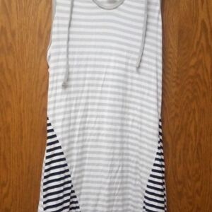 VENUS Gray and White Striped Top